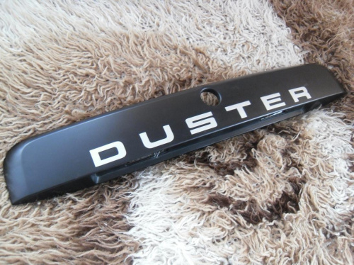 Dacia Duster nakładka tylnej klapy