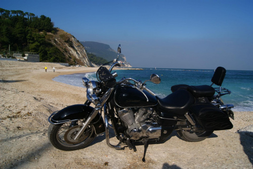VT 750