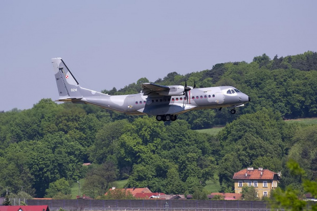 CASA C-295 M
Poland - Air Force #lotnictwo #samoloty #pentax #spotting #EpktSpotters