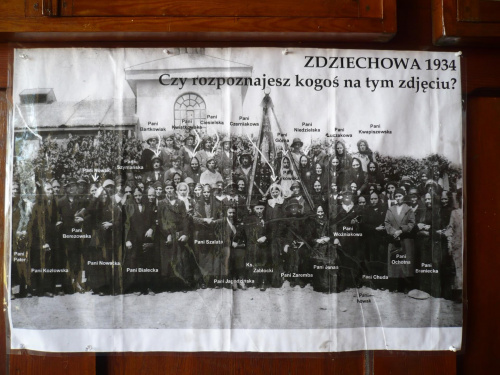 "Zdziechowa 1934" zdjęcie do rozpoznania
Zdjęcie +- 60x30 cm, wejcie do kościoła Zdziechowa/Gniezno