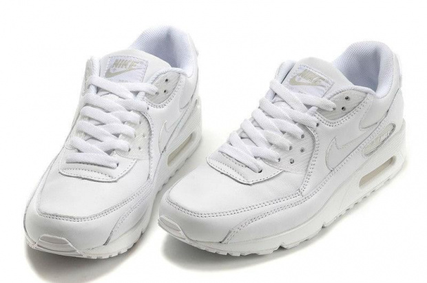 lol nike white