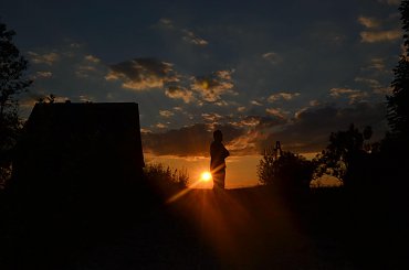 Tajemnicza postac w blasku zachodzącego słońca widziane w Murzasichle:) #ZachódSłońca #wakacje #podróże